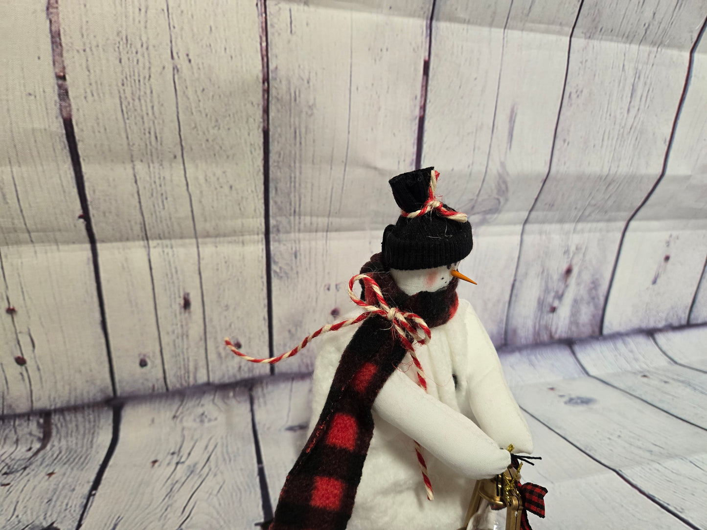Handmade Fabric Snowman with Lantern, 6 Inch Snowman Decor, Primitive Christmas Snowman, Country Farmhouse Holiday Decoration