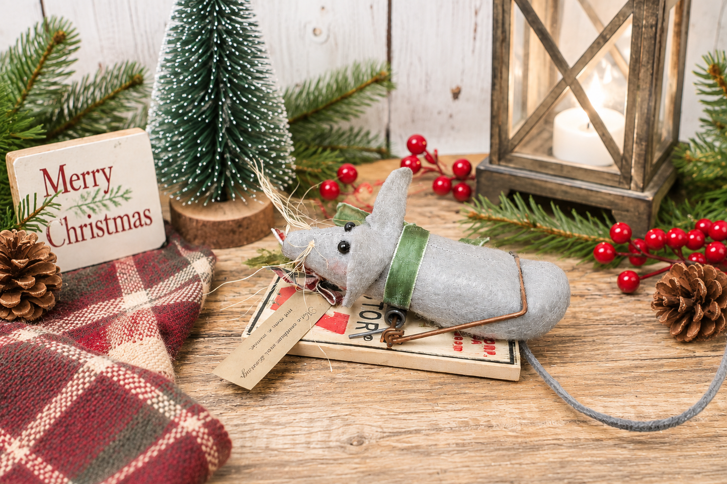 Christmas Mouse Decoration, Not a Creature Was Stirring Mouse Trap, Funny Christmas Decor, Primitive Farmhouse Holiday Mouse